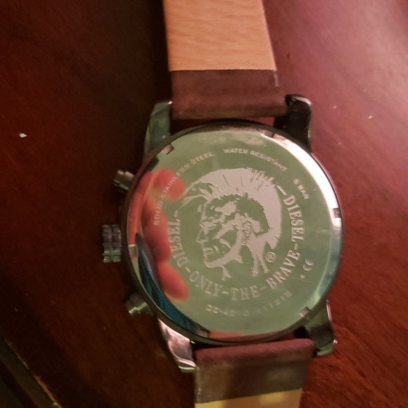 Diesel mens watch - Picture 3 of 3